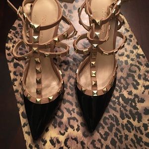 BCBG heels with studs point toe size 7.5